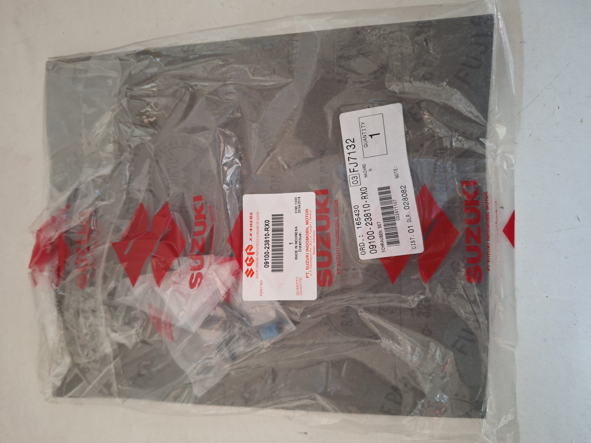 Picture of SUZUKI  SCHRAUBEN SET  09100-23810-RX0